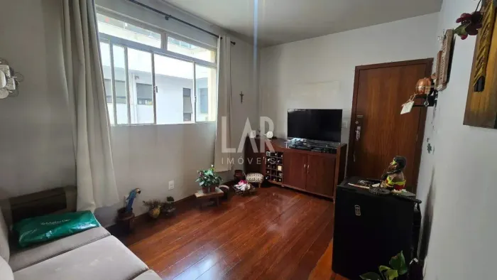 Apartamento à venda, 3 quartos, 1 suíte, 1 vaga, Vila Paris - Belo Horizonte/MG