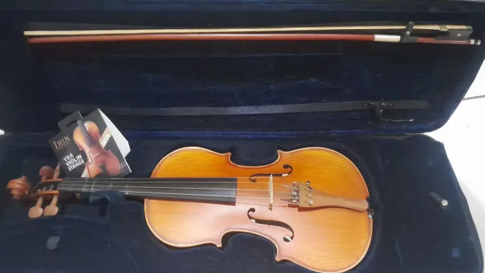 Violino com arco e cordas I'Rin