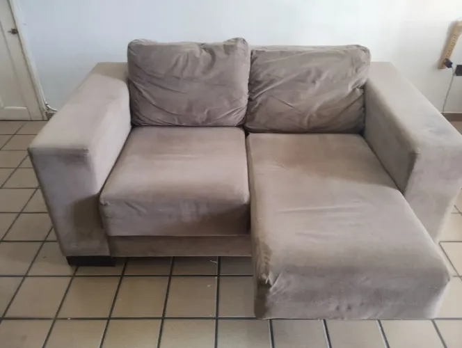 Oportunidade Sofá Jacaunas retrátil luxo