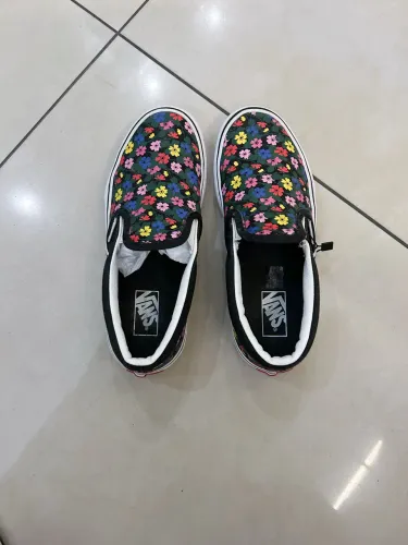 Tênis Slip on vans