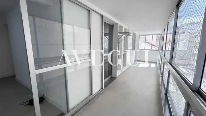 Apartamento : Padrão / Residencial / Leblon