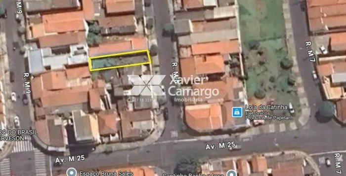 Terreno de 5 x 25 à venda no Bairro Chervezon.
