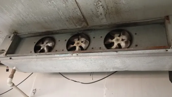 Vende-se evaporadora para câmaras frias resfriada ou congelada C/3 unidades de ventilação