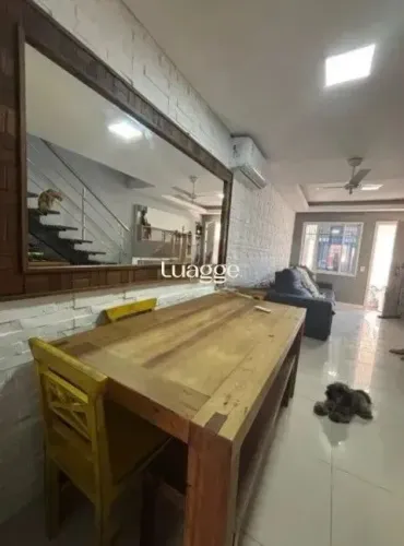 CASA RESIDENCIAL PARA LOCAÇÃO NO BAIRRO HIPICA - 82M² - 02 SUITES - PISCINA