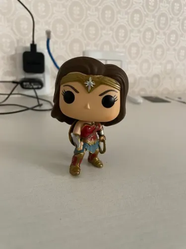 Boneco Funko Pop Mulher Maravilha