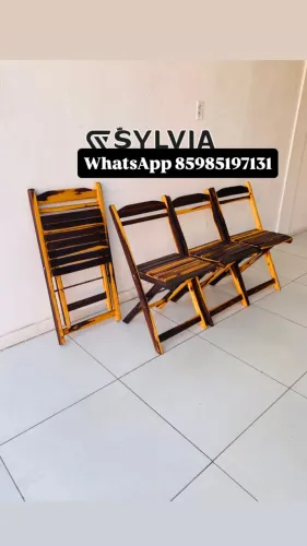 CADEIRAS DOBRÁVEIS ENVERNIZADAS UNIDADE 