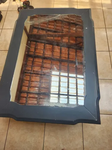 Mesa de centro vintage antida em madeira