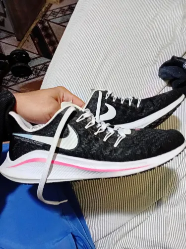 Tenis original caminhada novo!