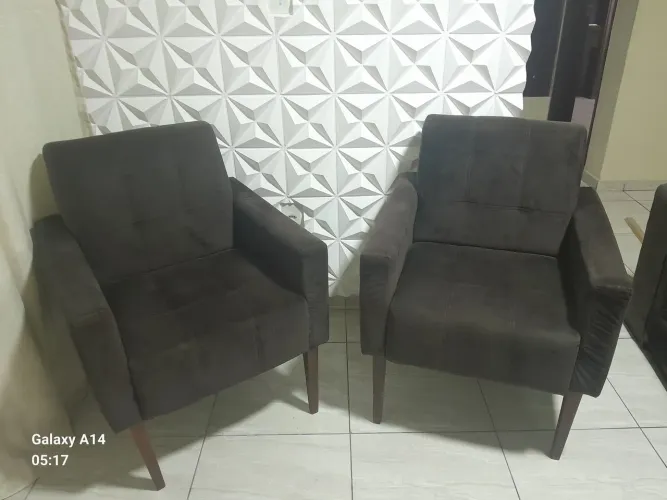 Vende-se cadeira de canto