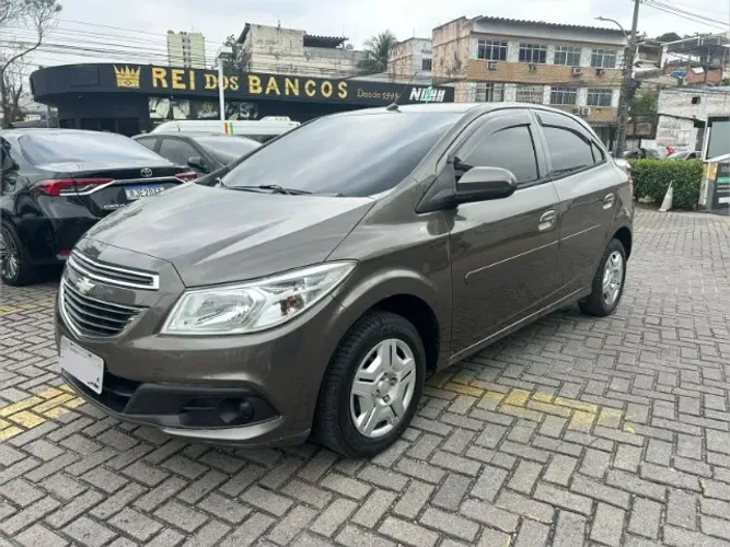Chevrolet Onix Hatch LT 1.0 8V Flex Power Mec. 4P 2014