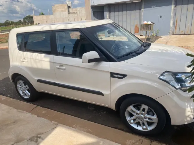 Kia Motors Soul 1.6/ 1.6 16V Flex Mec. 2011