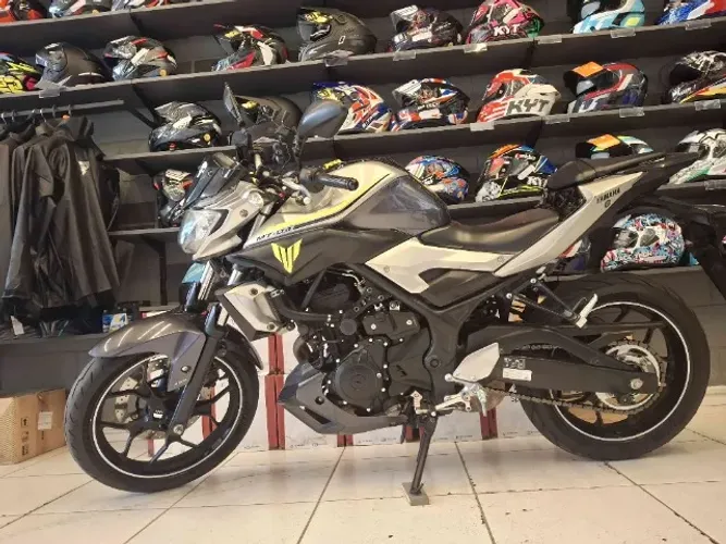 Yamaha MT-03 fina, super conservada, prata 2018