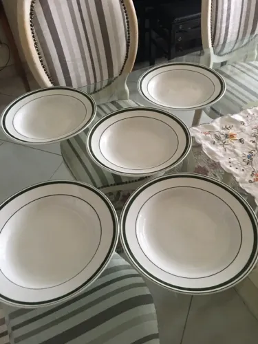 Antigo Conjunto para Caldos
