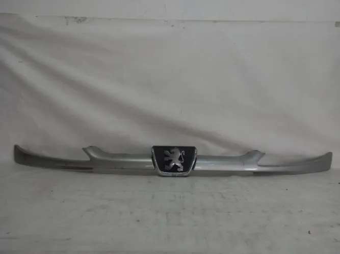 Grade Superior Parachoque Peugeot 206 04/05 Original