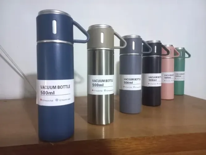 Garrafas térmicas, com caneca / xícara na tampa (Novas, sem uso)