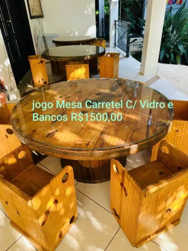 Jogo de Mesa de Carretéis luxo com 4 Bancos e Vidro