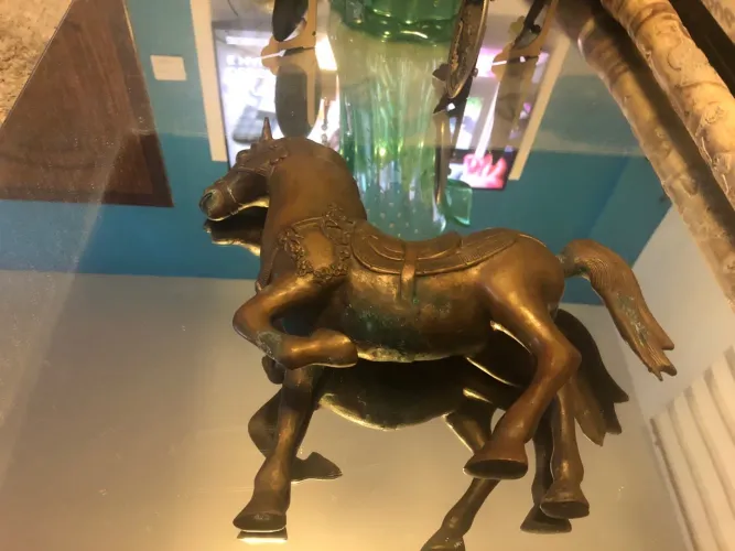 Escultura de Cavalo em Bronze - Elegância para sua casa! Original...Peça Unica..Exclusiva
