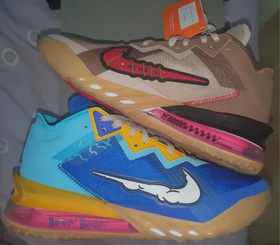 Nike Lebron 18 Low While vs Road Runner - TAM42