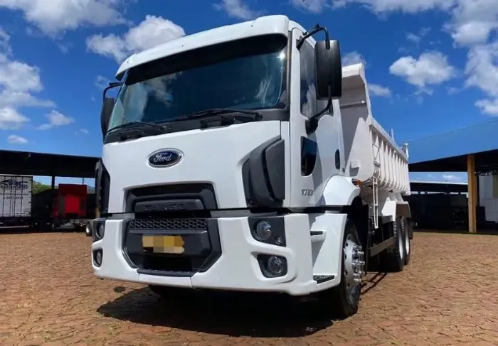 Ford cargo 1722 6x2 2012 caçamba
