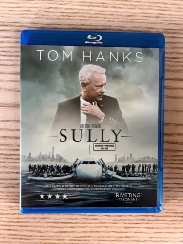Blu-Ray Sully. Importado. Com legendas em Português