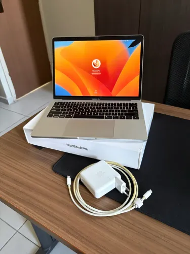 MacBook Pro 13? 2017 A1708 | Intel Core i5 | 8GB RAM | macOS Ventura