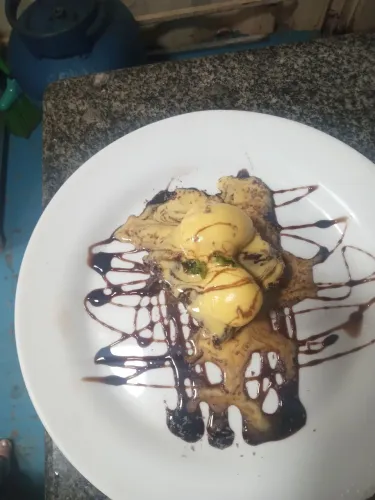 procura se auxiliar de cozinha com experiência que também saiba cozinhar apenas região do