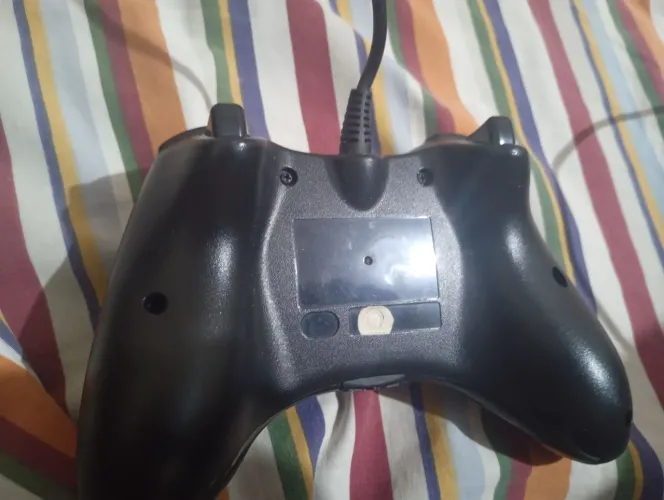 controle Xbox 360 funcionando perfeitamente para PC via cabo