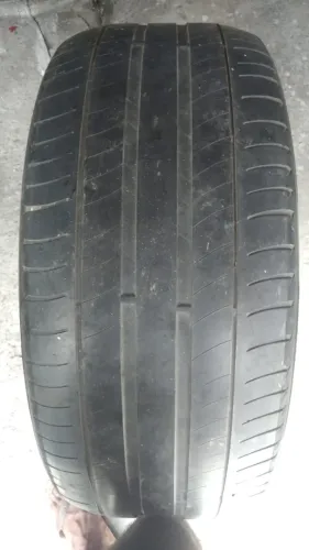 Pneu 235-50 Aro 17 Michelin