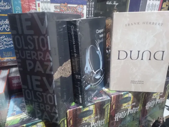 Box duna, guerra e paz, kit cinquenta tons de cinza