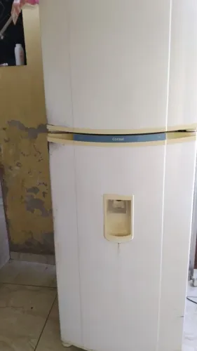 Vendo Geladeira 480 litros Consul Dúplex<br>R$650