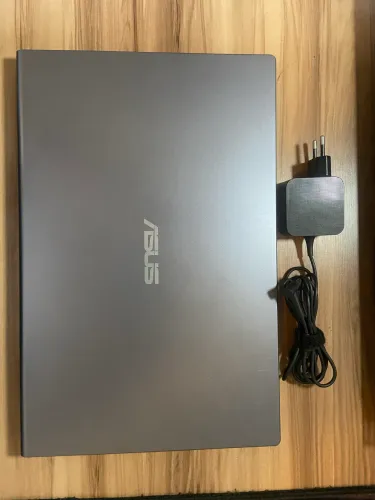 Notebook Asus i5 1035G1 X515J