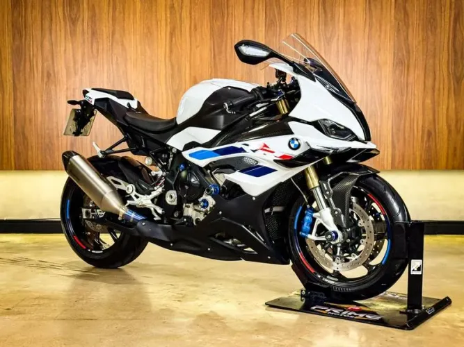 BMW S 1000 RR M-Carbon 2024