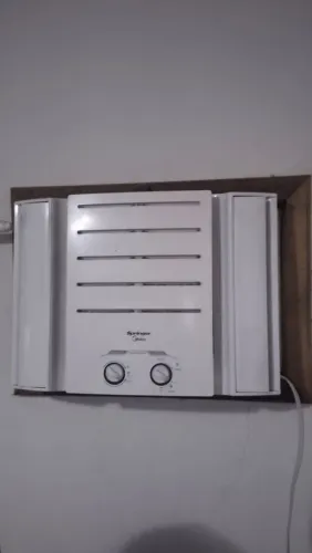 Ar-condicionado Springer 7.500 BTus