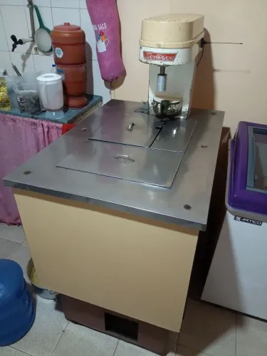Máquina de sorvetes e picolé