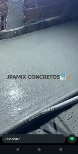 CONCRETO USINADO CONCRETO BOMBEADO MAIOR QUALIDADE REDUÇÃO DE MÃO DE OBRA ECONOMIA DE TEMP