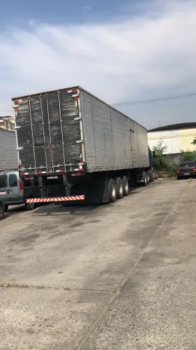 Vendo conjunto ou troco em caminhao truck ou toco alongado