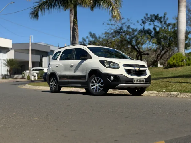 Chevrolet Spin Activ 1.8 8V Econo. Flex 5P Aut. 2015
