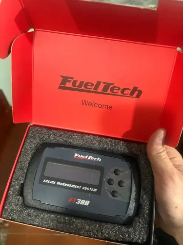 Fueltech FT300 com chicote
