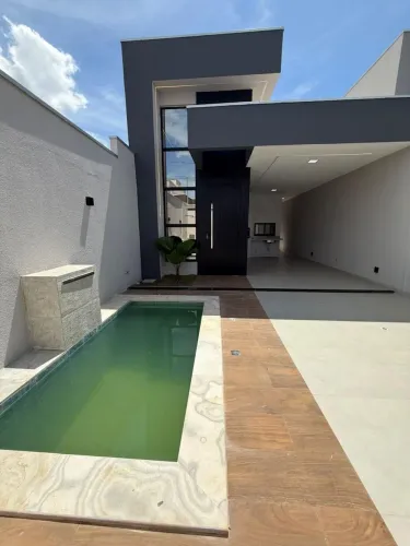 Vende-se imóvel de alto padrão