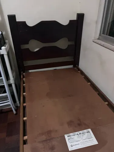 Cama de solteiro madeira maciça de sucupira - reforçada