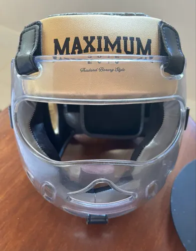 Protetor de cabeça Maximum para boxe/muay thai/luta