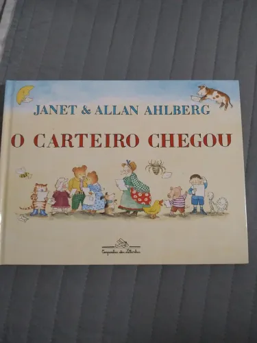 Livro semi novo "o carteiro chegou"