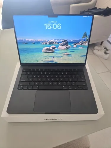 Macbook Pro (2024) M4 Pro 12-Core/ Mem 24GB / SSD 1TB / 14.2