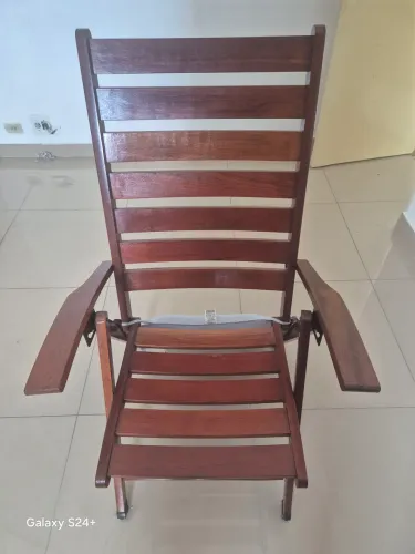 Cadeira Dobrável Tramontina em Madeira Maciça com Braços