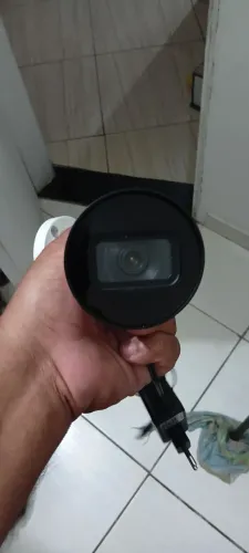 Vendo câmera intelbras IP