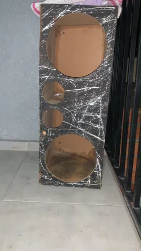 Vendo caixa para som de 12 polegadas