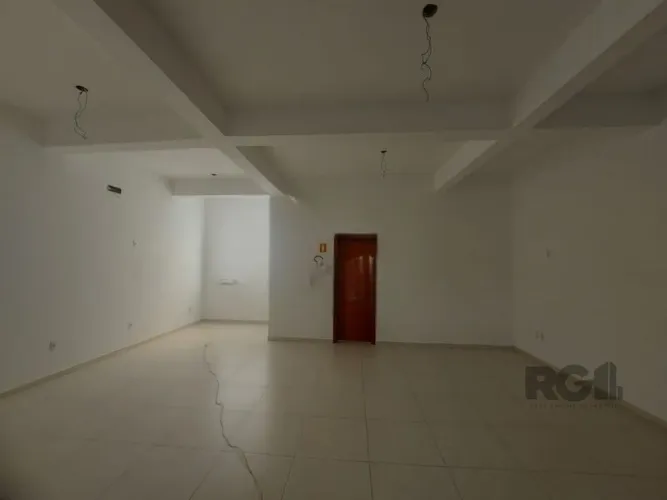 Ponto Comercial/Loja para Aluguel no Bairro Nonoai com 69 m² de Área Útil