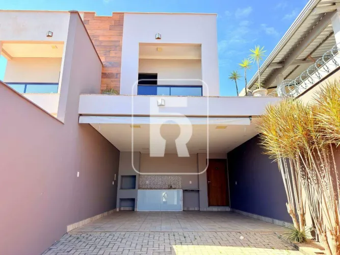 Casa à venda, 3 quartos, 1 suíte, 4 vagas, Novo Horizonte - Conselheiro Lafaiete/MG