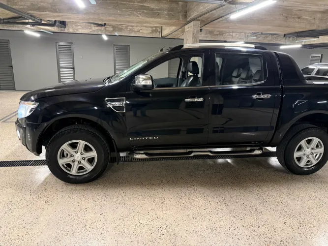 Ford Ranger Limited 3.2 20V 4X4 CD Aut. Dies. 2014