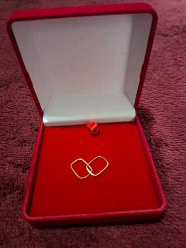 Brincos de Ouro 18k lindíssimos. Aproveite!!
